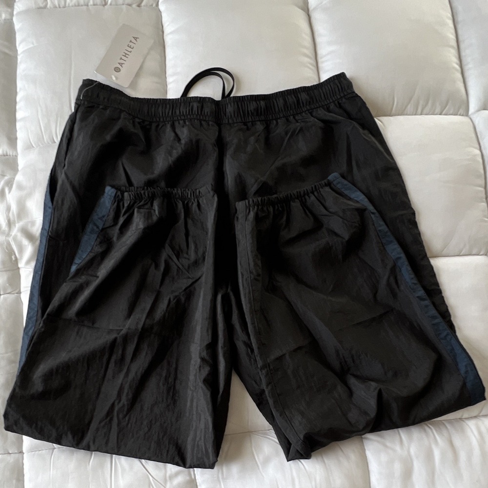 NWT Athleta Womens Black Nylon Jogger Pants XL Drawstring Track Athletic Hiking
